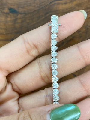 17.30 CT Lab 17 inches 3 Prongs Tennis Necklace