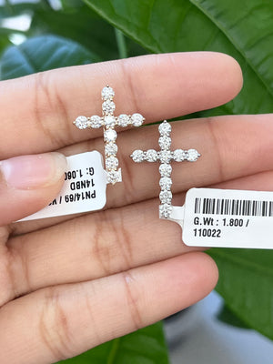 *Premade* 1 CT Lab Diamonds Cross Pendant