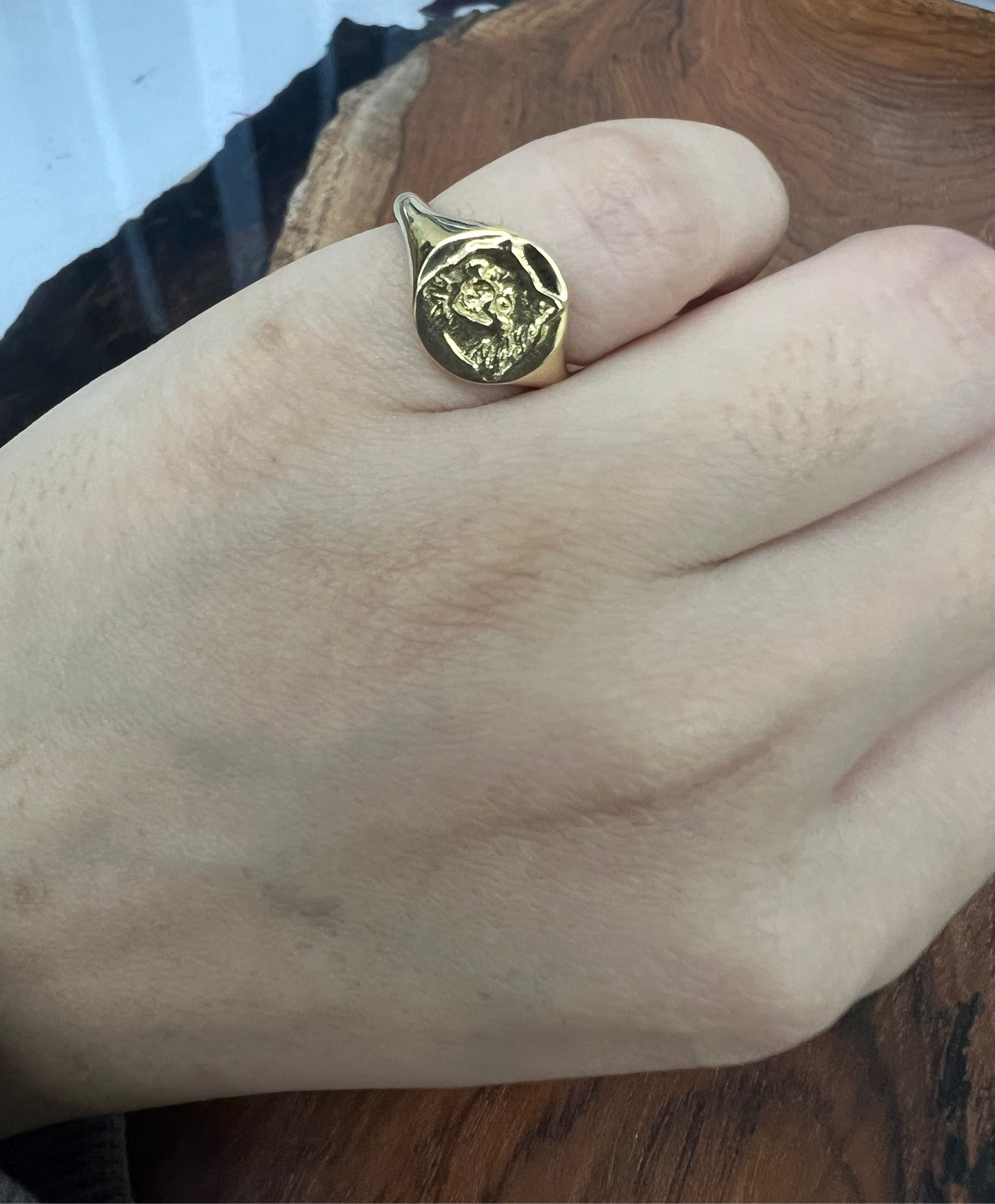 18K Yellow Gold Pomeranian Dog ring