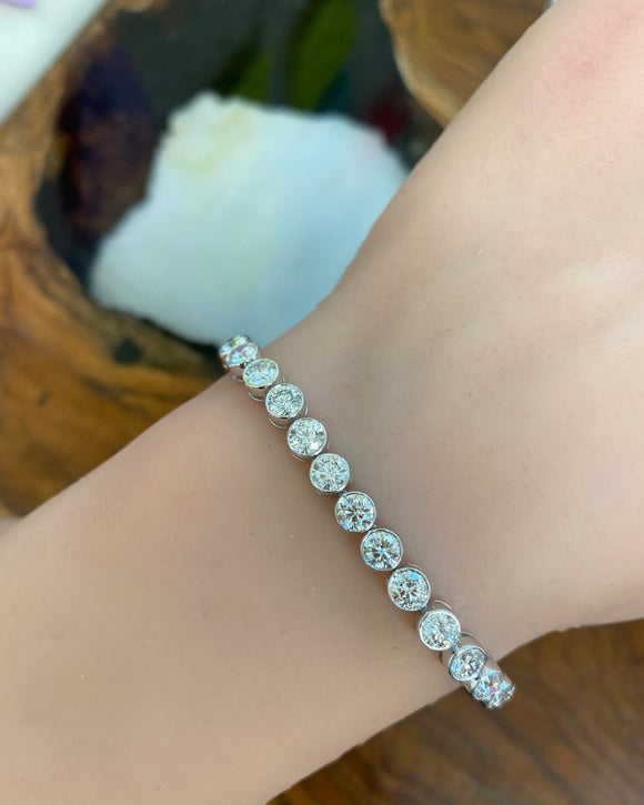 9.21 CT LAB 7.25 INCHES BEZEL TENNIS BRACELET