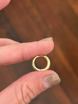 13.1mm 0.65ct natural diamond hoops earrings available in white and yellow gold