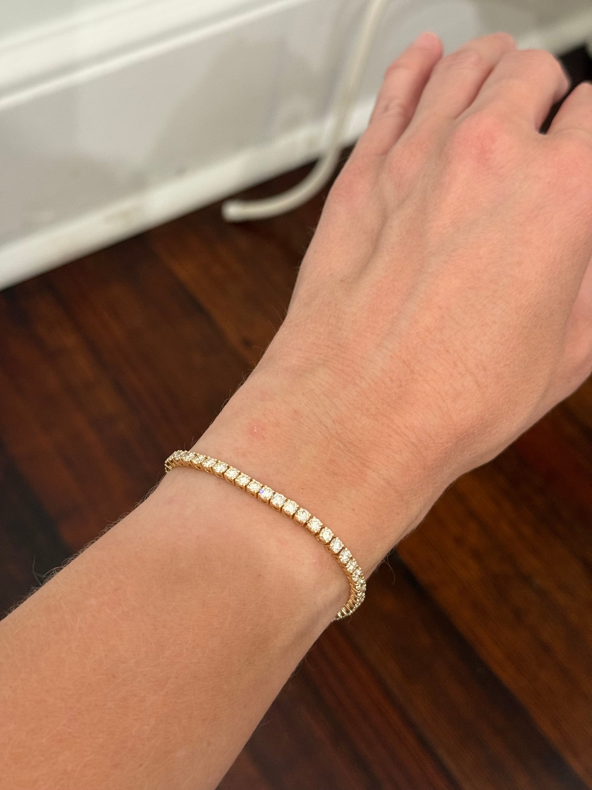 4 prong yellow gold 5.7ct natural diamond bracelet