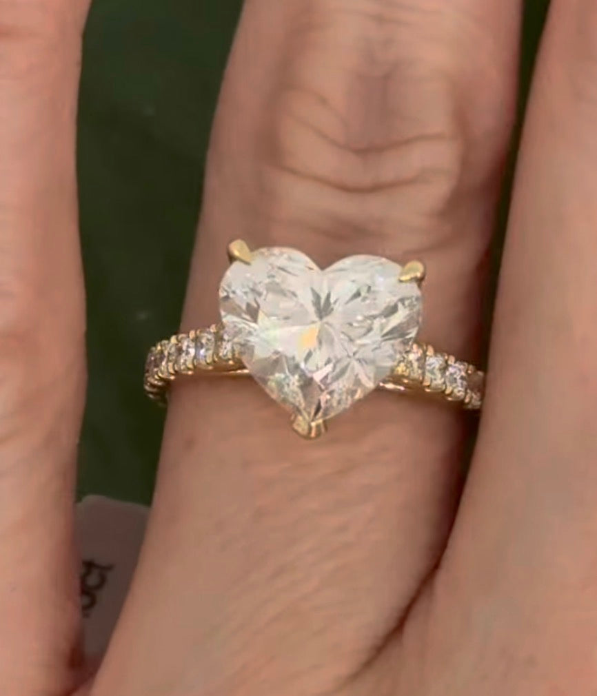 Yellow gold heart shape lab diamond ring. Center stone 4.04cts