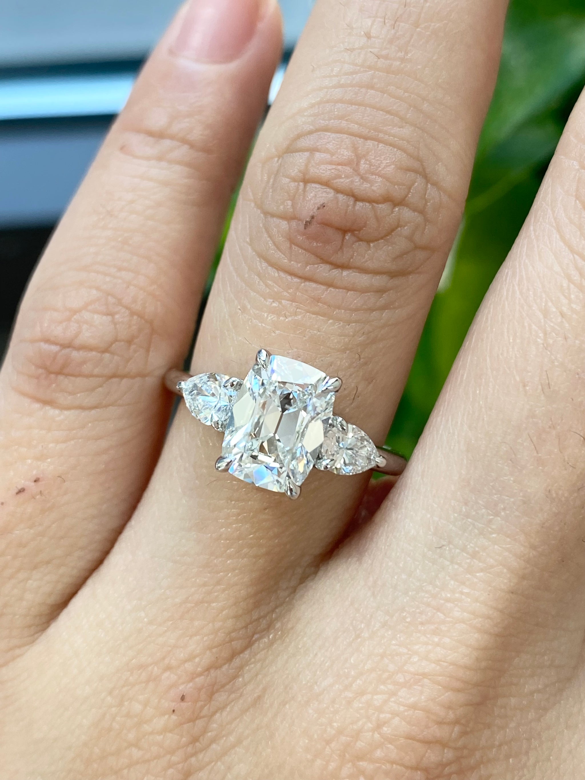 IGI certified 2.50 Ct old mine cut and pear lab diamond ring