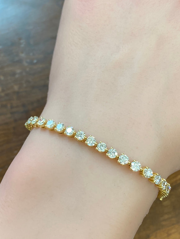 18k Yellow 5.88 CT LAB 3 PRONGS 7.25 INCHES TENNIS BRACELET