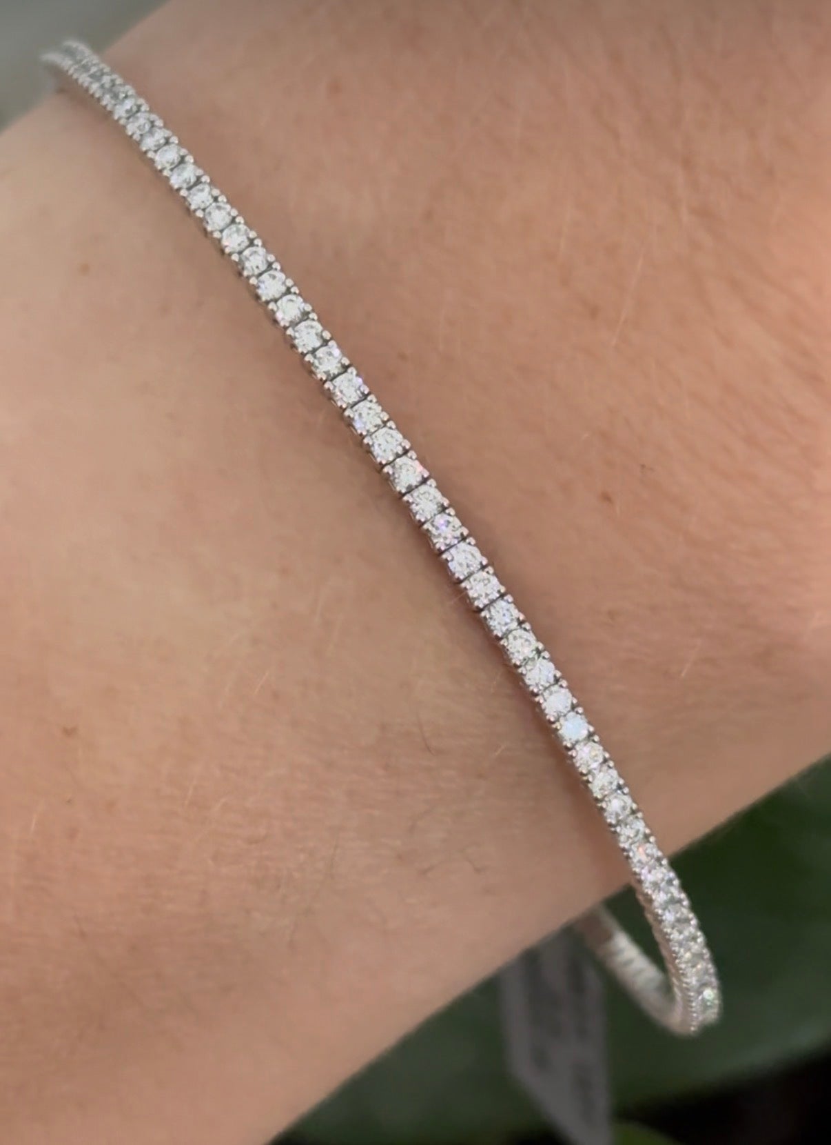 White gold 1.47ct lab diamond flex bracelet