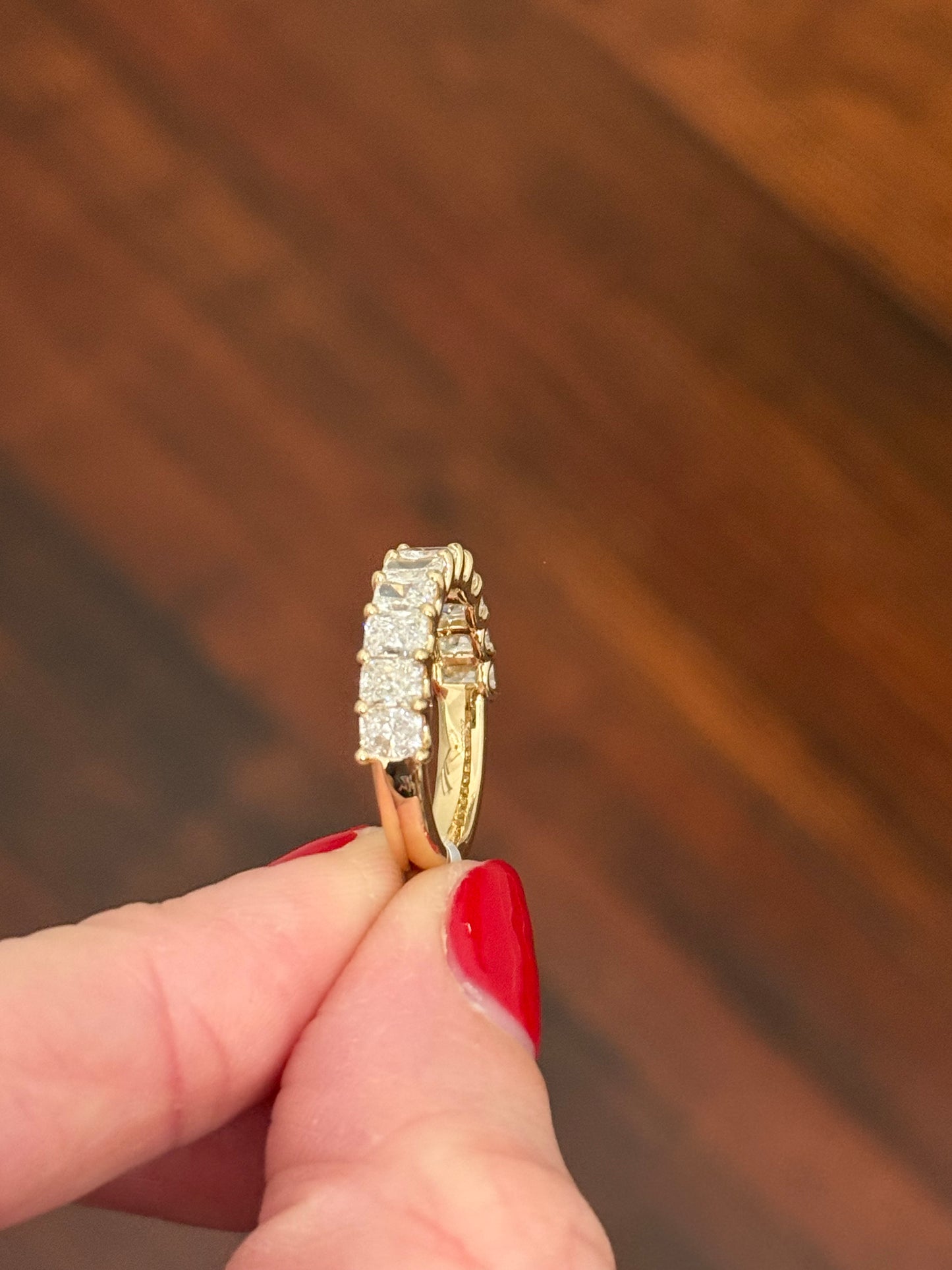 Yellow gold 2.5ct radiant lab diamond band