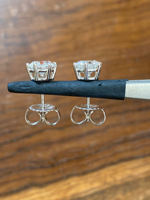 14k 1.45 CT 6 PRONGS STUDS