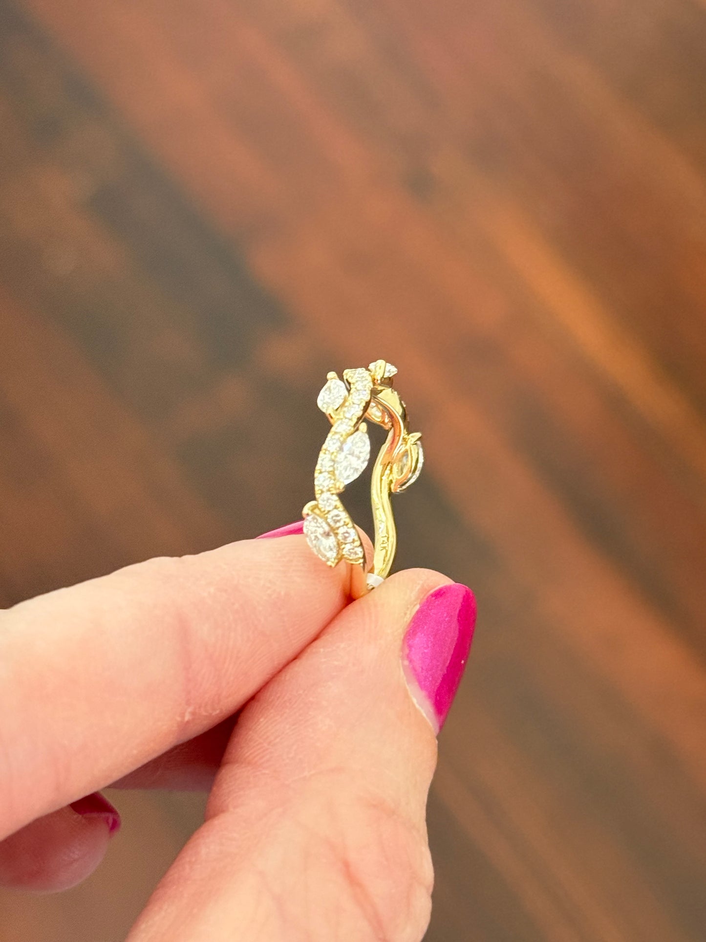 Yellow gold marquise and round lab diamond band