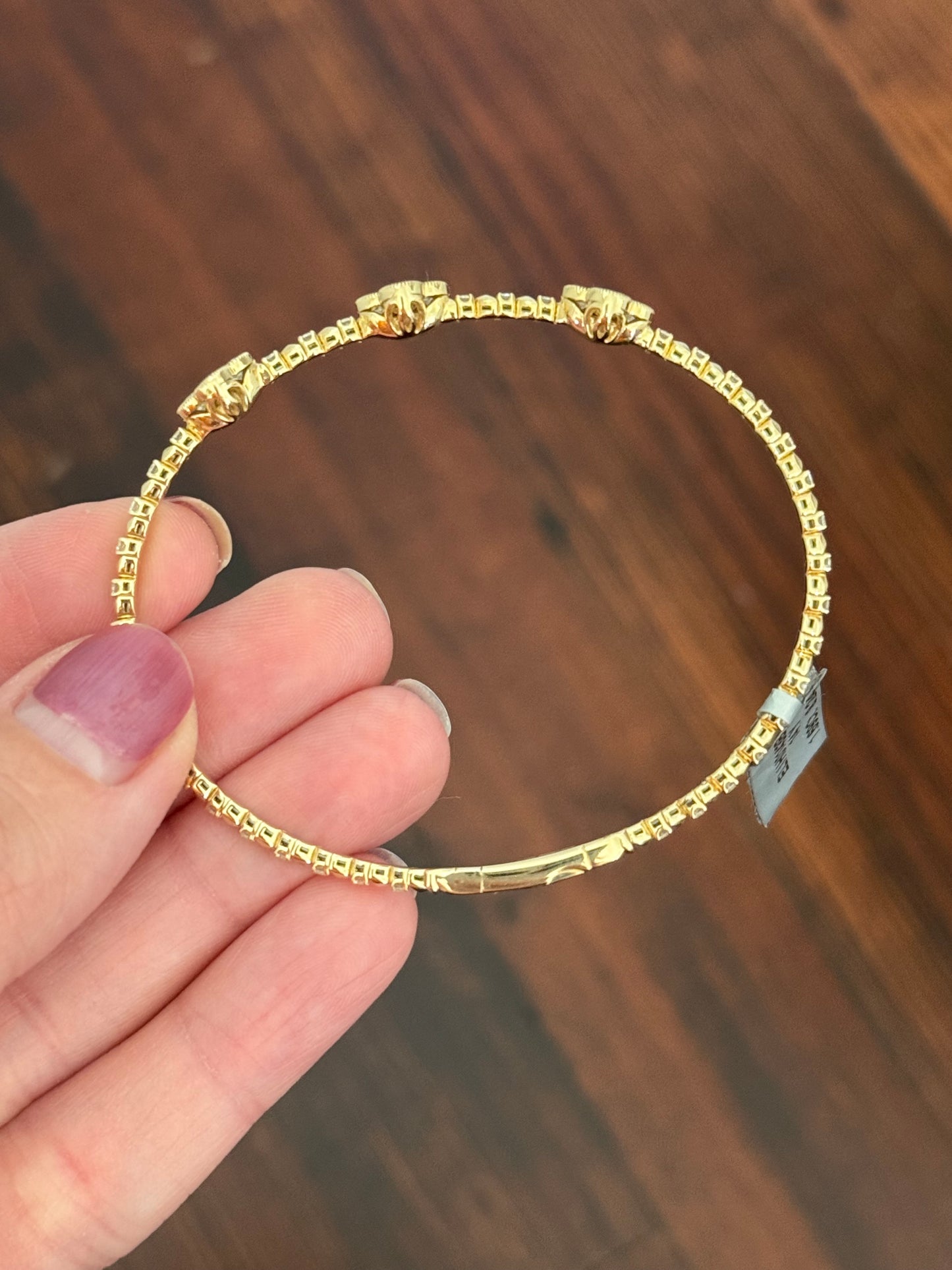 Lab diamond clover flex bracelets available in yellow and white gold