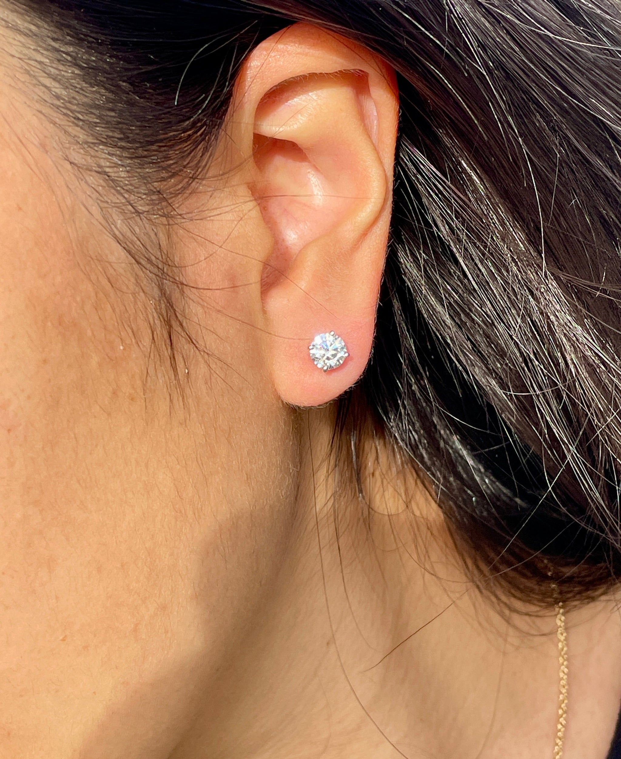 1.44 CTTW to 1.55 CTTW Lab Studs