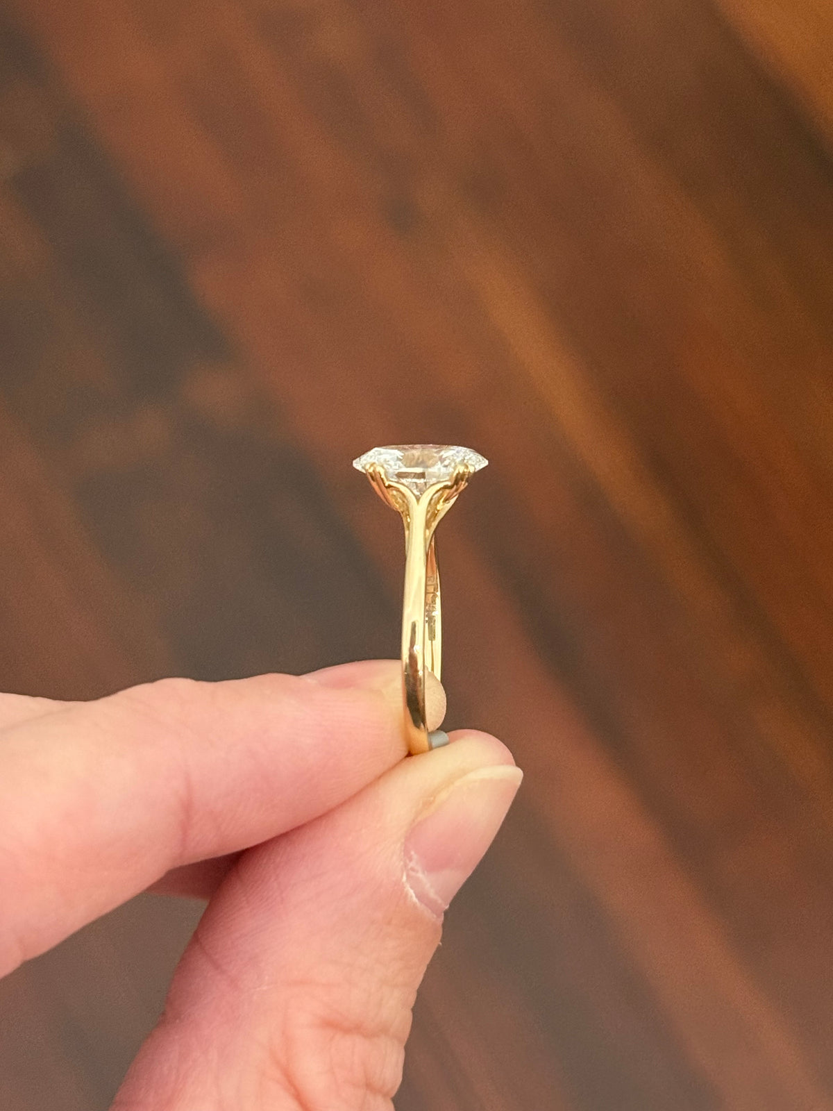 Yellow gold 2.02ct oval lab diamond ring