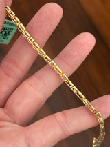 Yellow gold bezel set 5.3ct pear shape, marquise, princess and emerald cut natural diamond bracelet