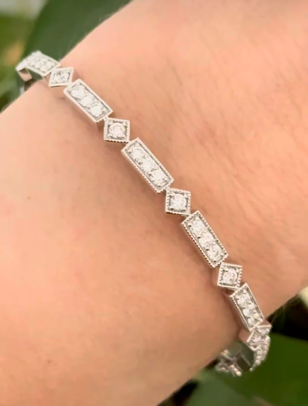 White gold 1.22ct lab diamond bracelet