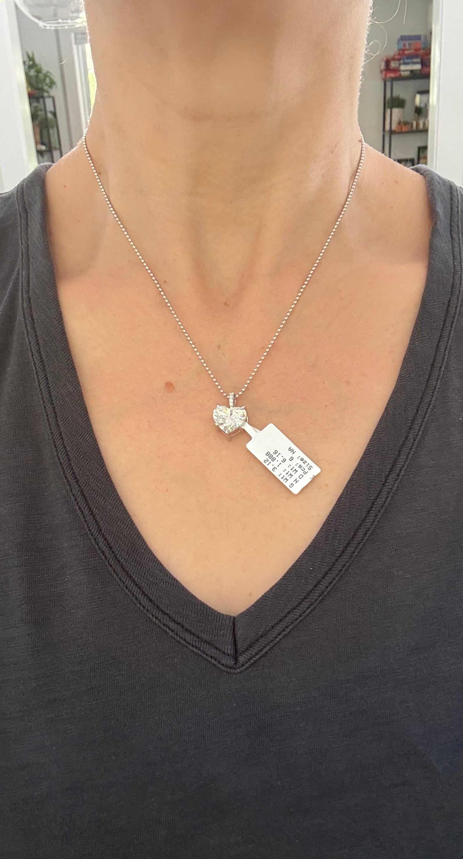 White gold heart shape lab diamond pendant