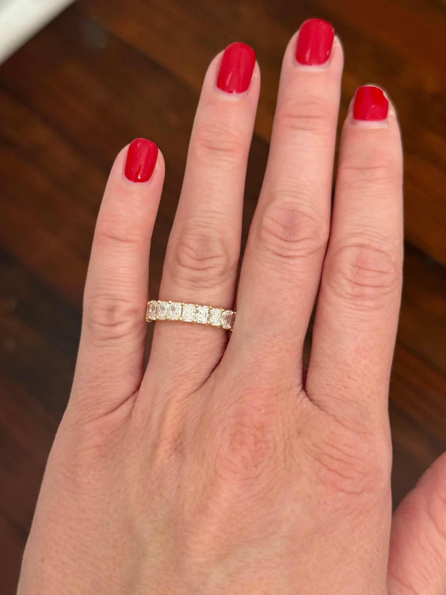 Yellow gold 2.5ct radiant lab diamond band