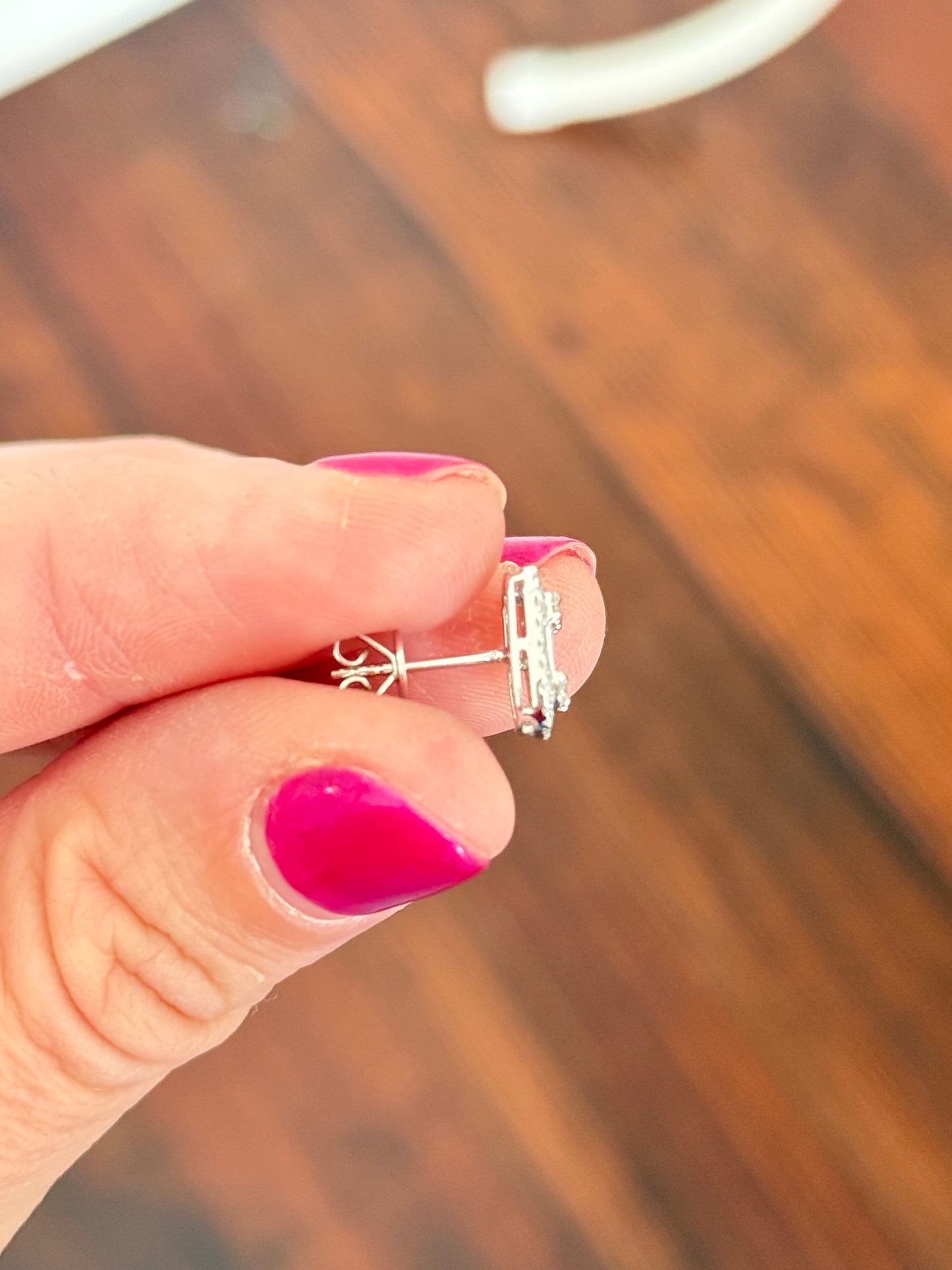 White gold illusion diamond earrings