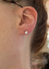 White gold 4 prong basket setting 0.74ct lab diamond stud earrings with screw backs