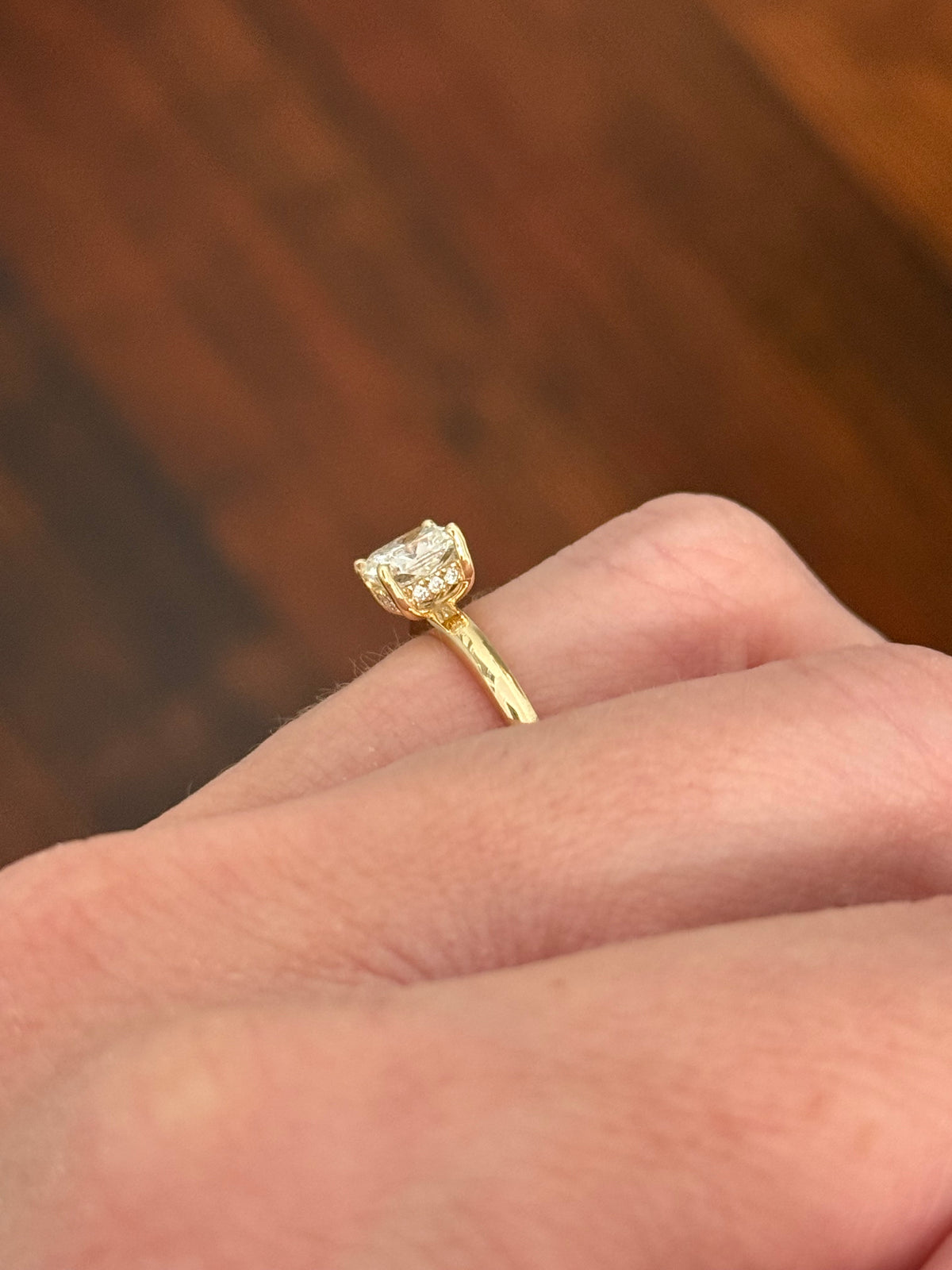 IGI certified cushion cut lab diamond ring. Center stone is 1.4cts