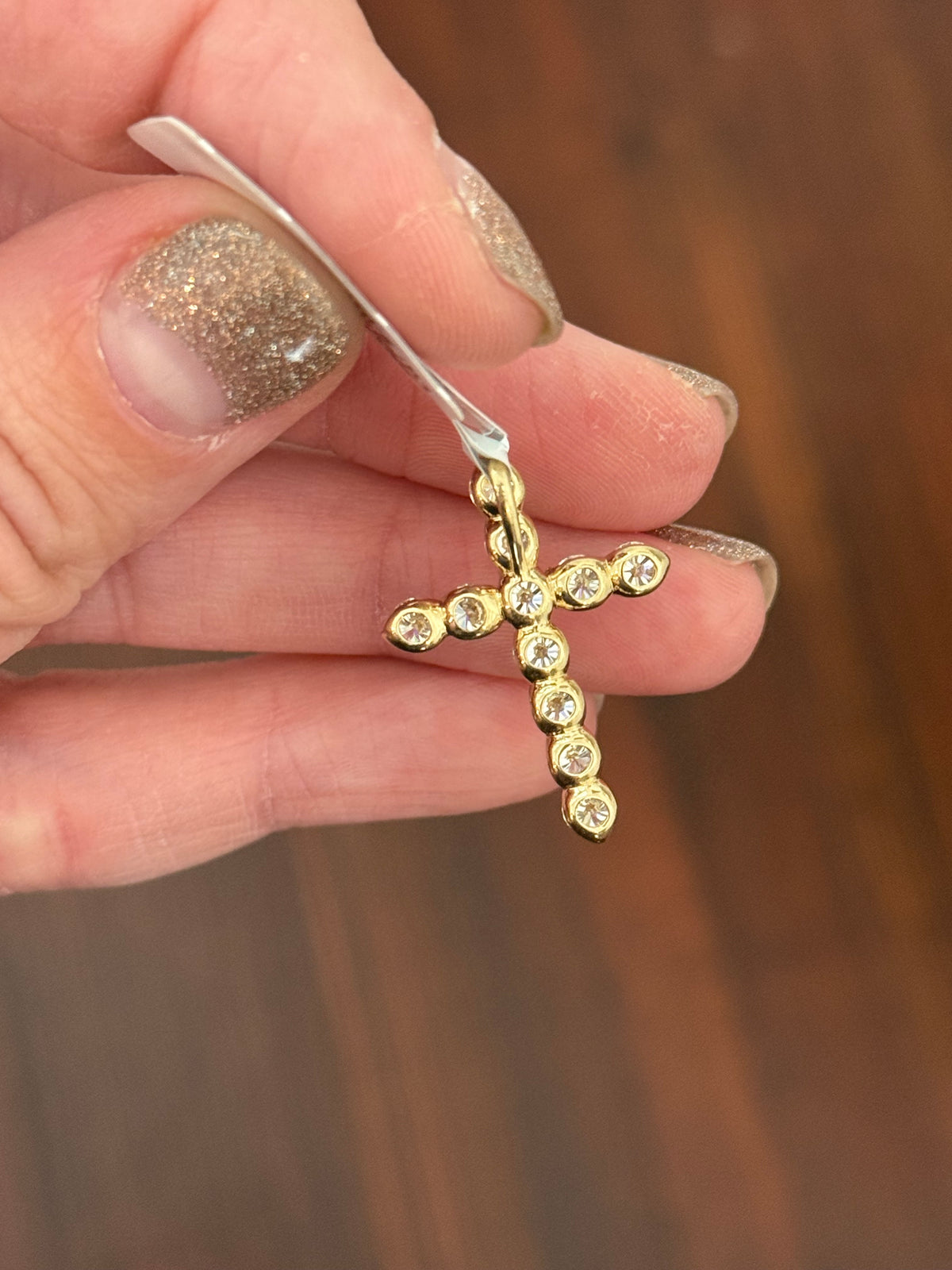 IGI certified yellow gold 1.9ct lab diamond cross pendant