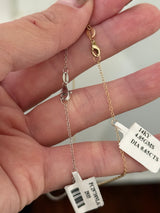 Natural diamond necklaces available in white and yellow gold