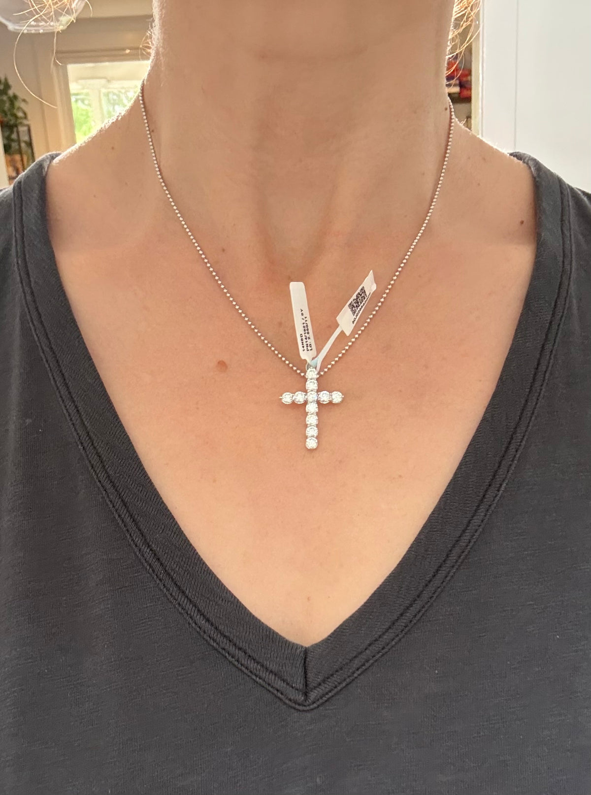 IGI certified white gold 2.55ct lab diamond cross pendant