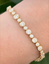 Yellow gold bezel set 5.95ct round natural diamond bracelet