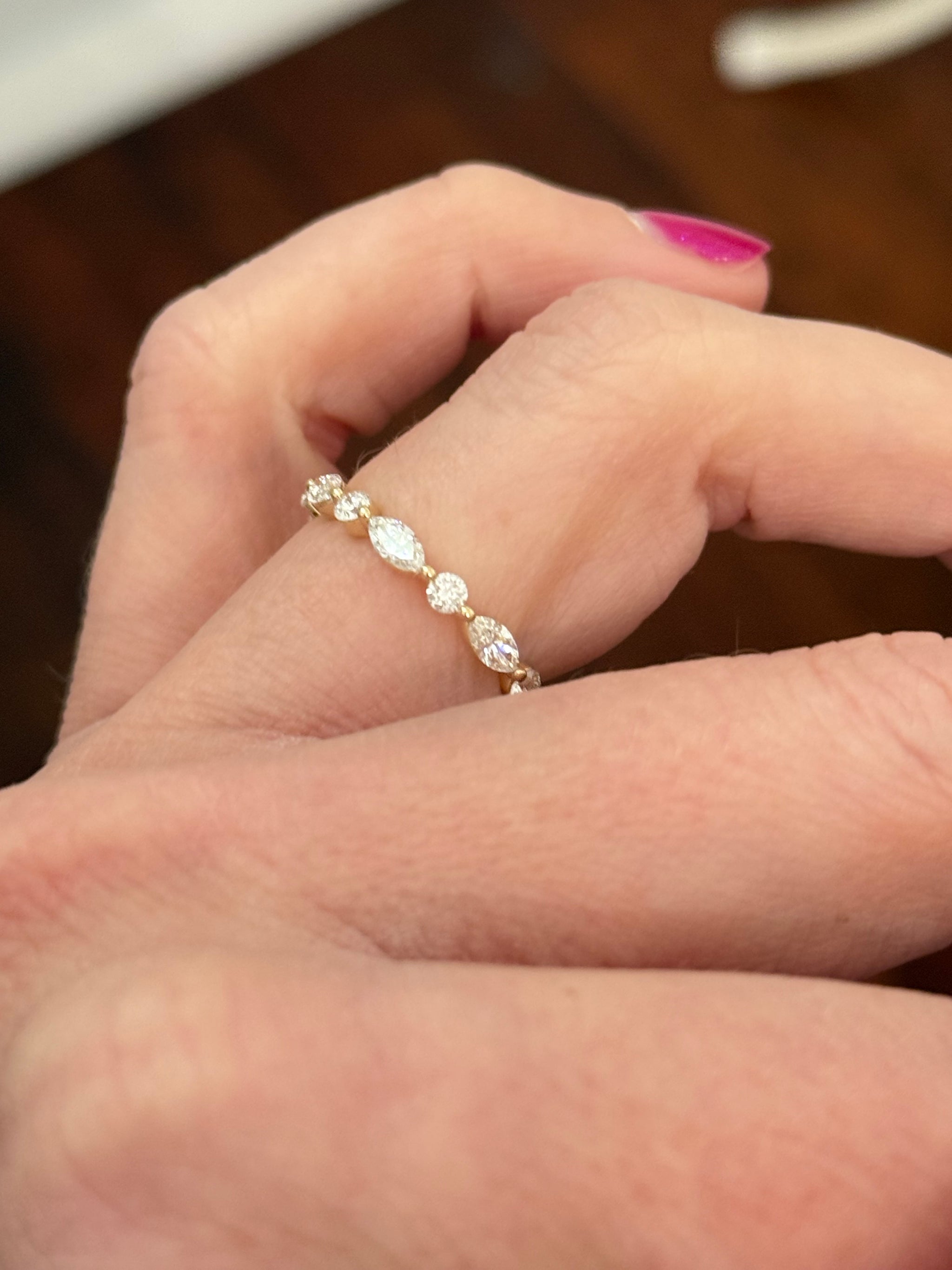 Yellow gold 1.53ct marquise and round lab diamond band
