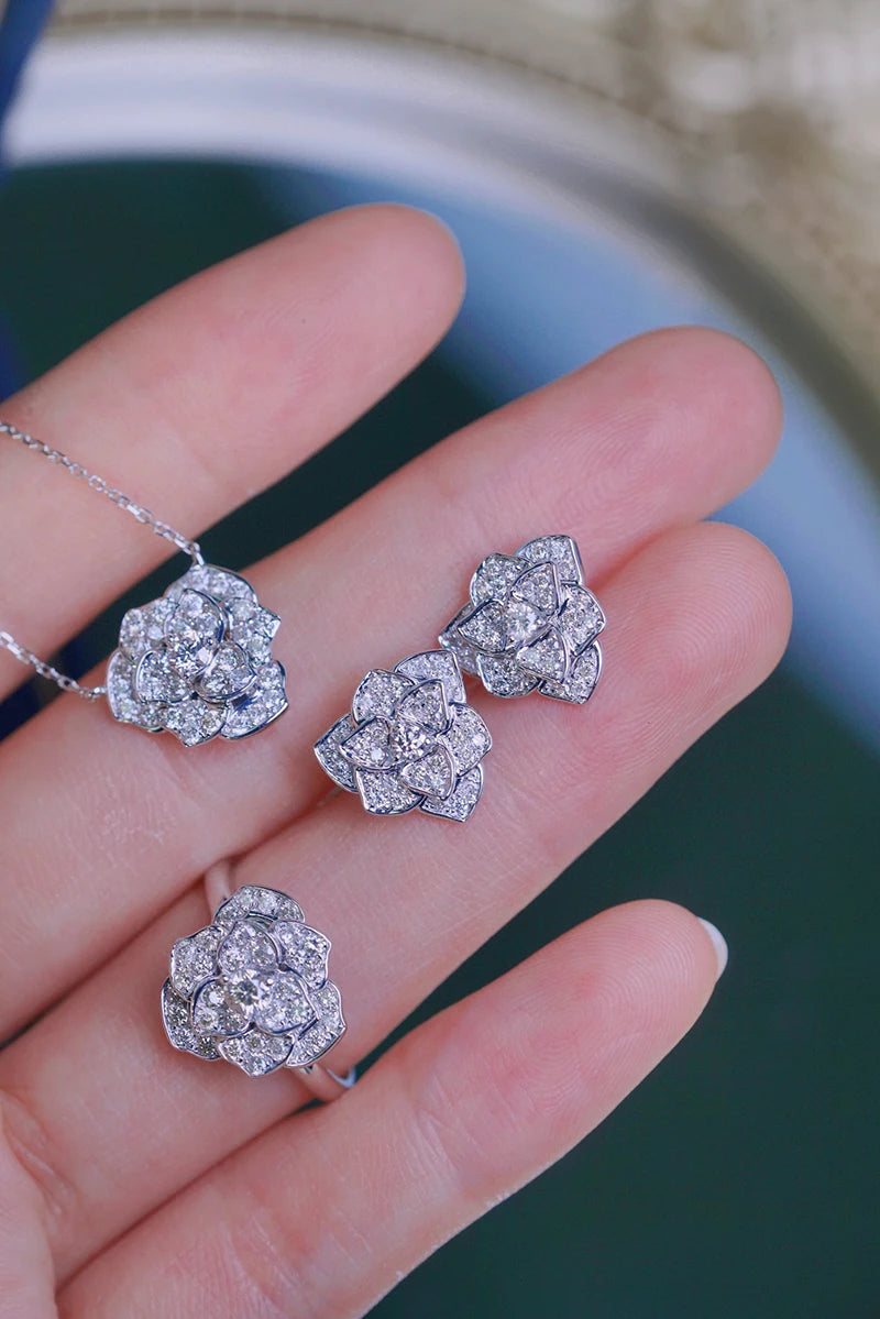 18K White Gold Real Natural Diamond Pendant Necklace for Women