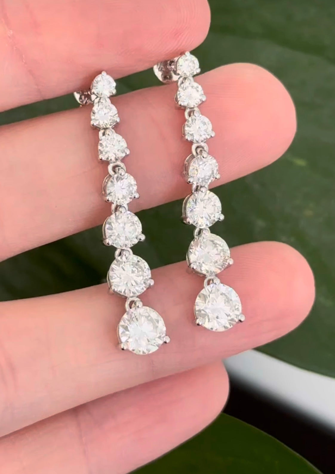 White gold 5.5ct graduated lab diamond earrings