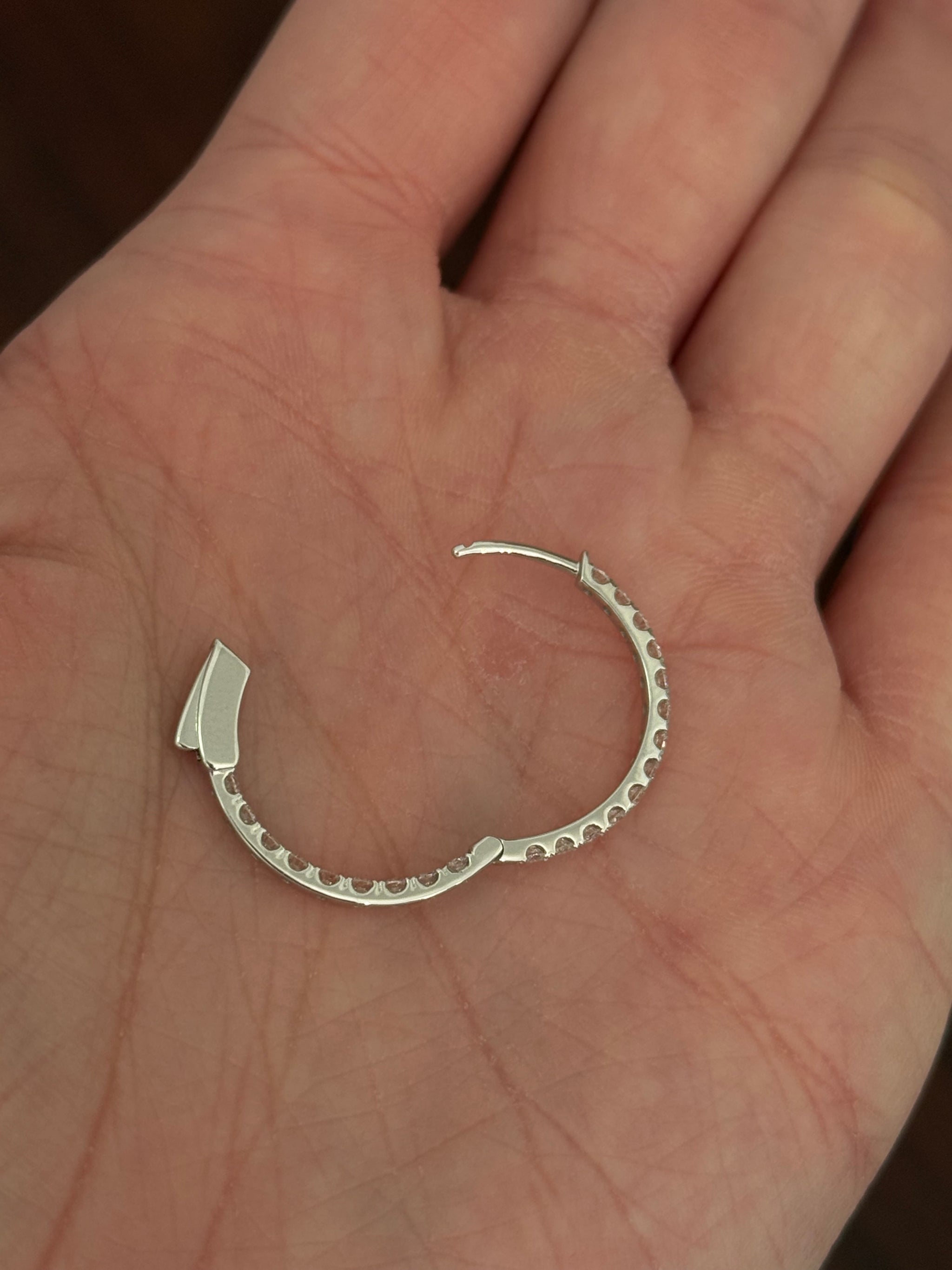 21.9mm white gold 0.99ct lab diamond inside out hoop earrings