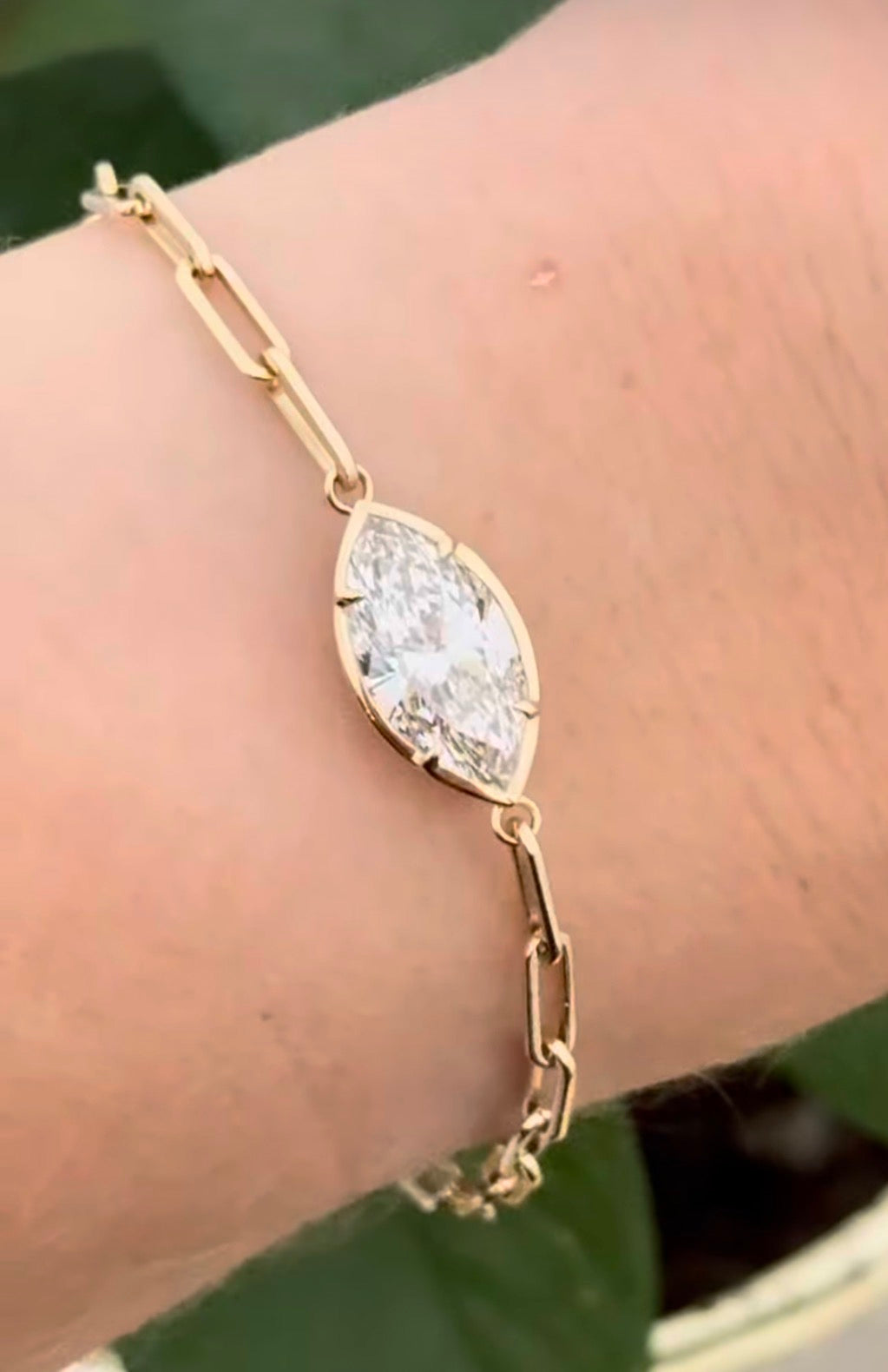 Yellow gold paperclip IGI certified 3.08ct marquise lab diamond bracelet. Marquise measures 14.9x7.54x4.80mm
