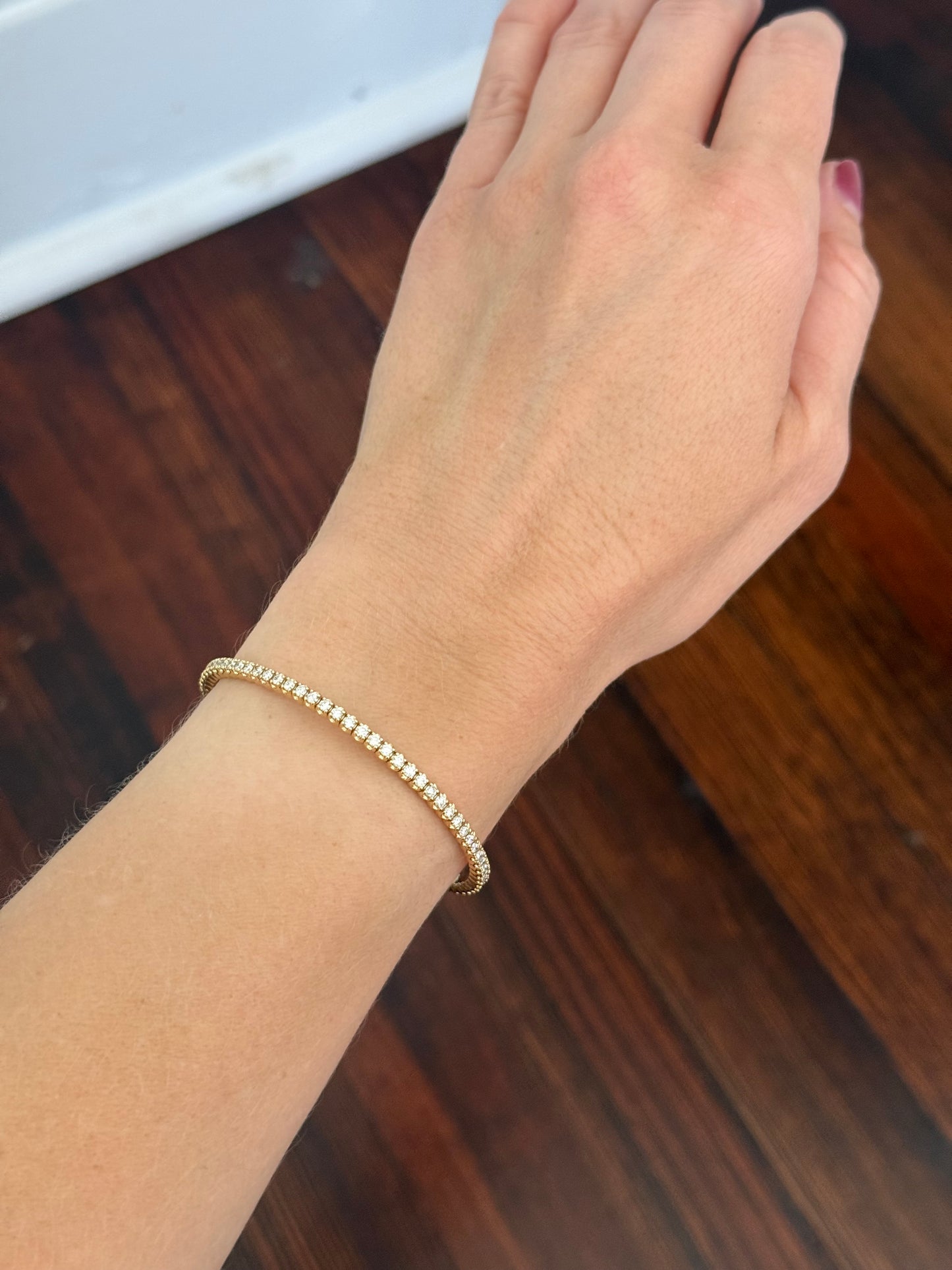 Yellow gold 2ct natural diamond round flex bracelet