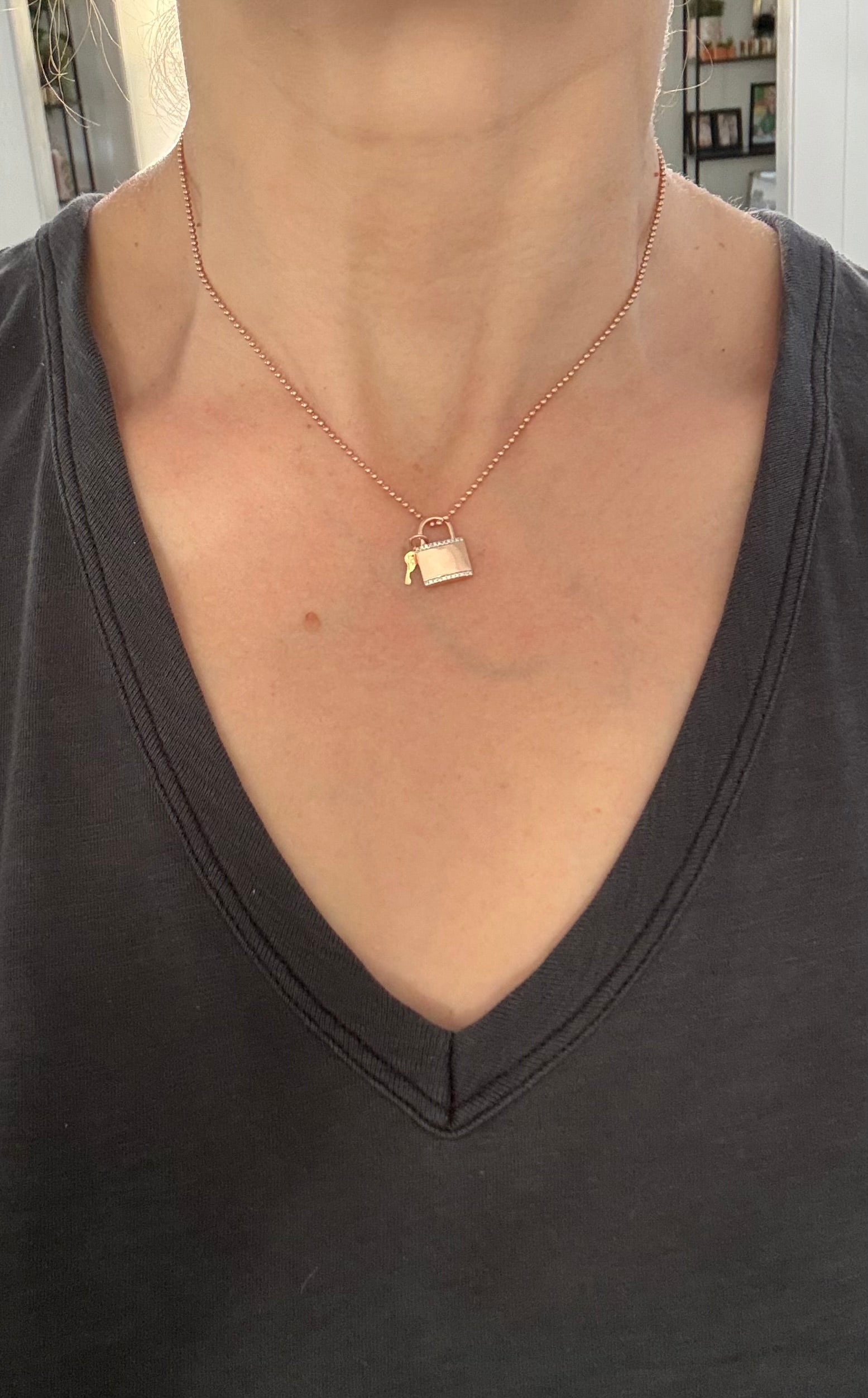 Rose gold natural diamond lock and key pendant