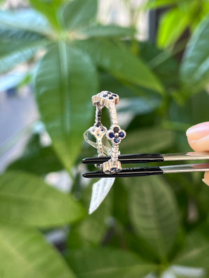 14k 0.28 ctw Diamonds and 0.46 ct Sapphire Clover Ring