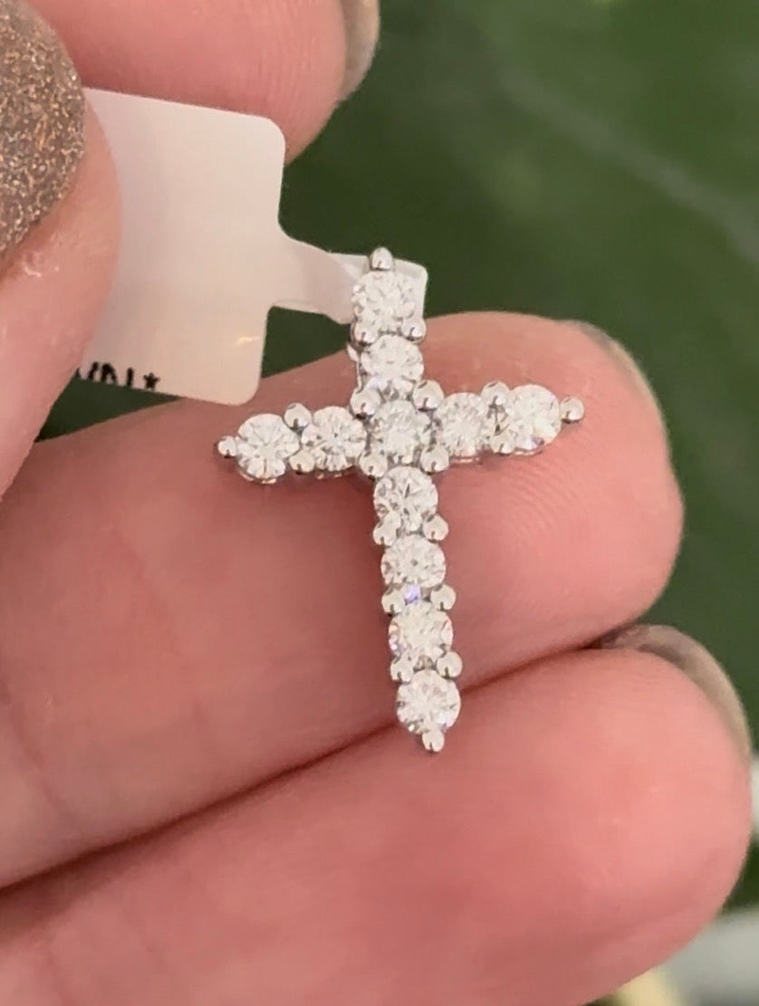 White gold 0.52ct lab diamond cross pendant