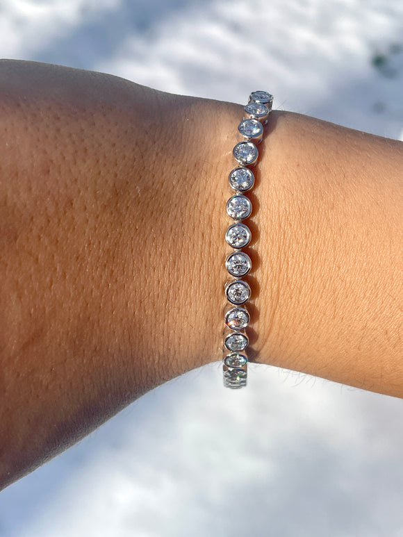 Lab 6.12ct 7 inches Bezel Tennis Bracelet