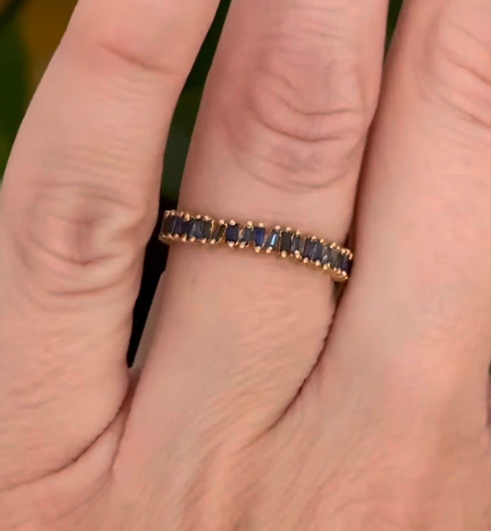 Yellow gold sapphire band