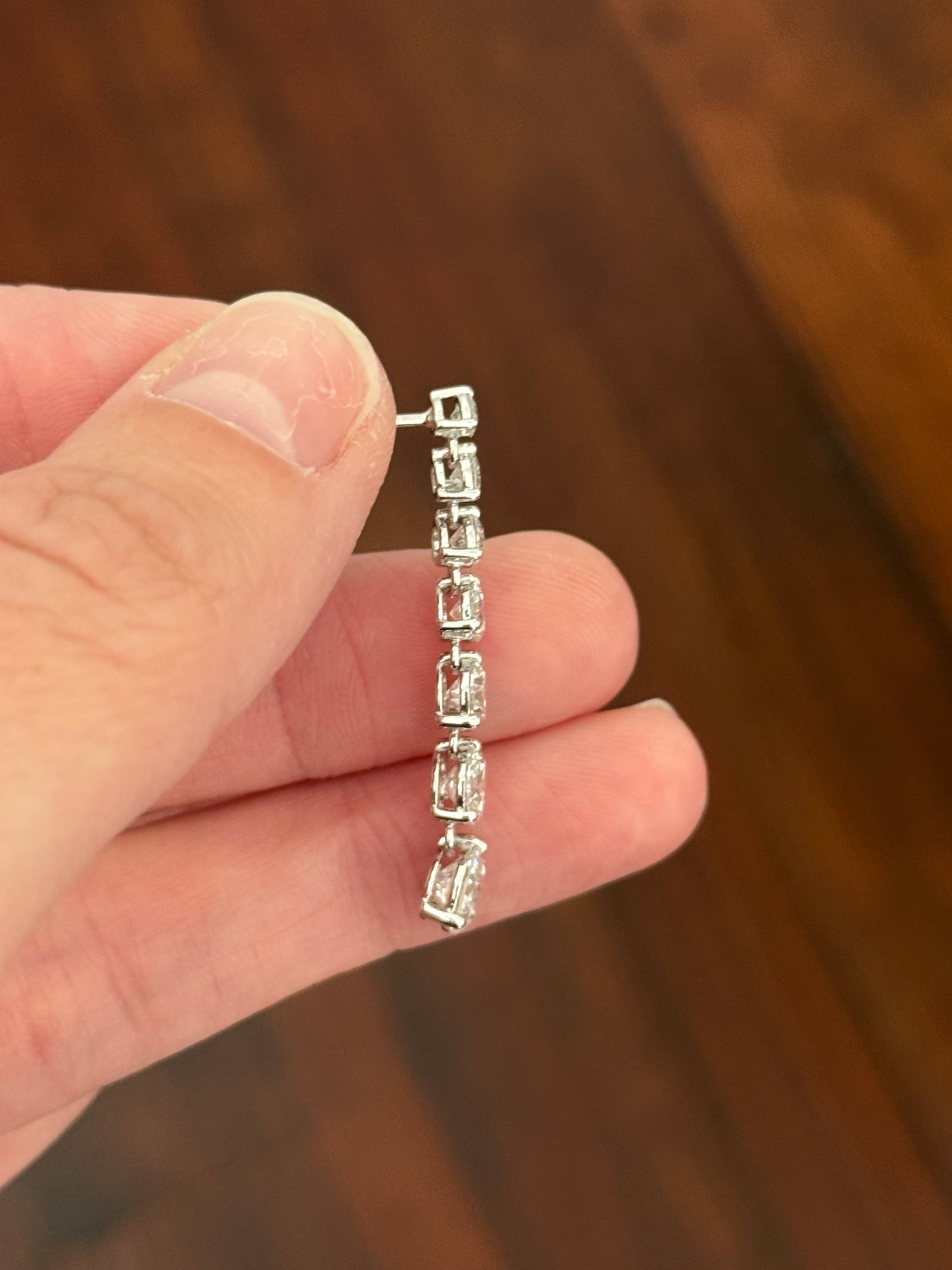 White gold 5.5ct graduated lab diamond earrings