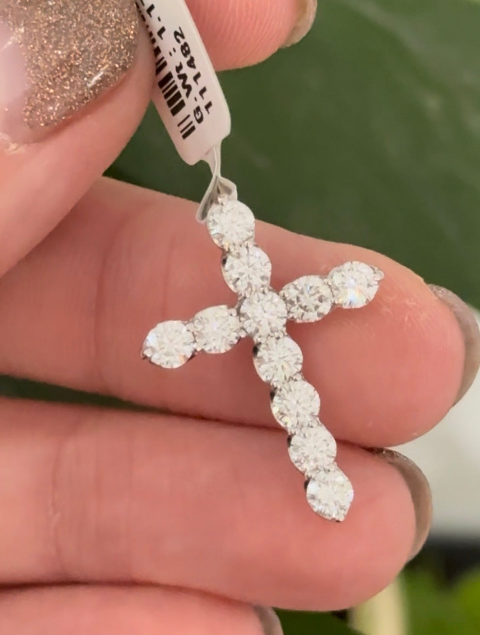 White gold 1.4ct lab diamond cross pendant