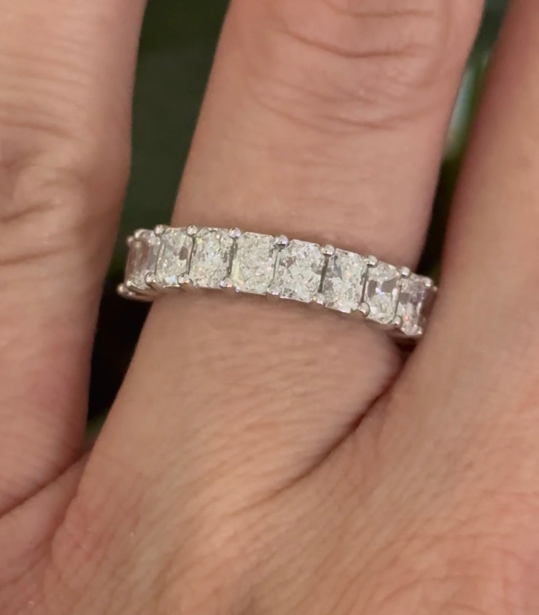 White gold 2.19ct radiant lab diamond band