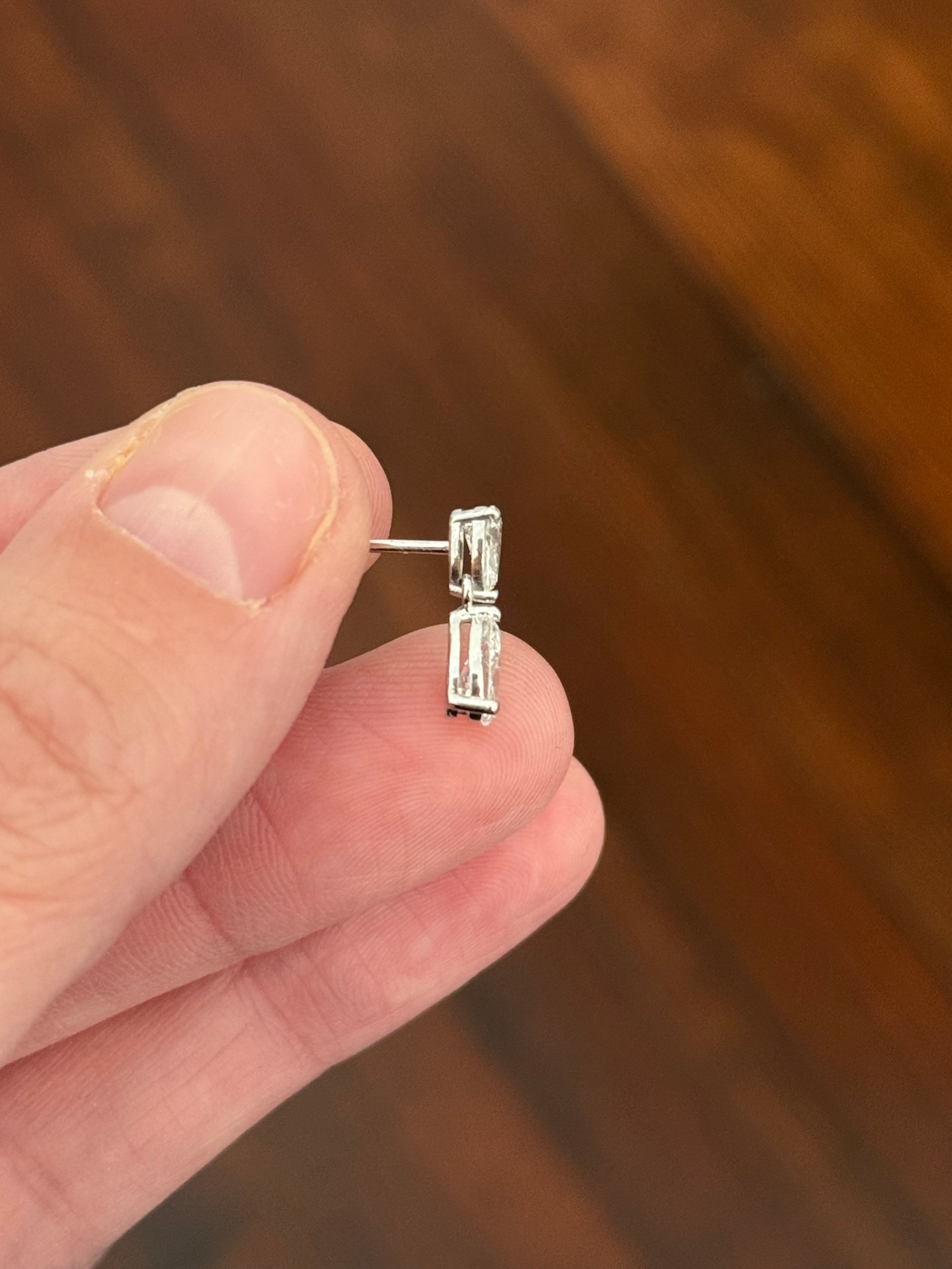 White gold 1.61ct pear shape lab diamond earrings