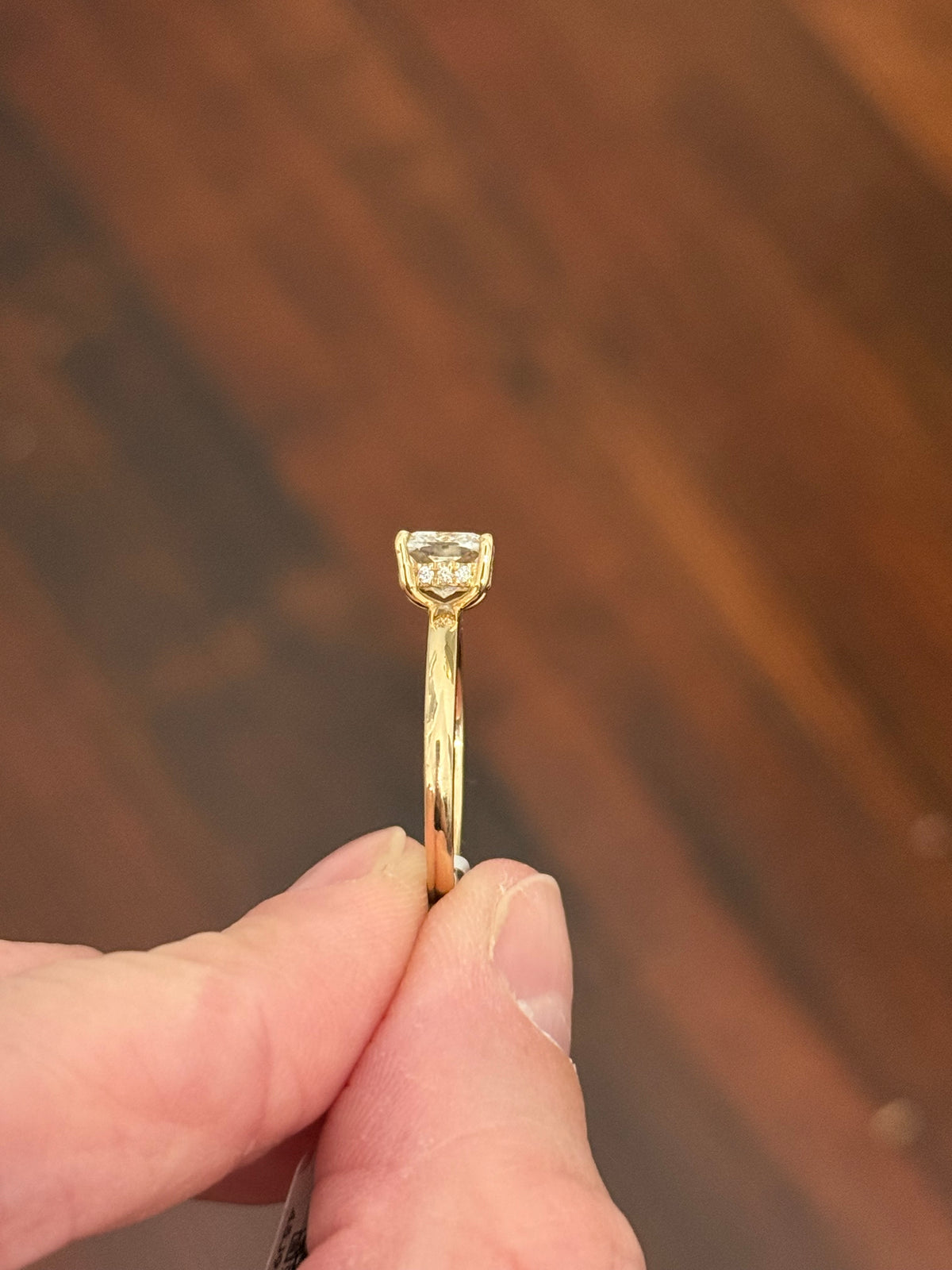 IGI certified cushion cut lab diamond ring. Center stone is 1.4cts