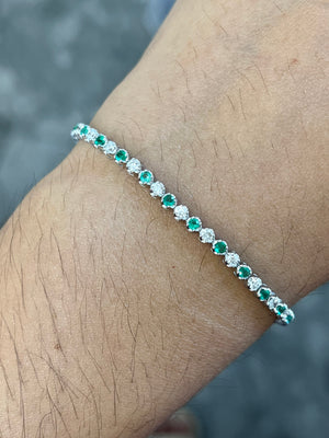 14k 1 ctw Diamonds and 0.85 ctw Emerald 7 Inches Tennis Bracelet