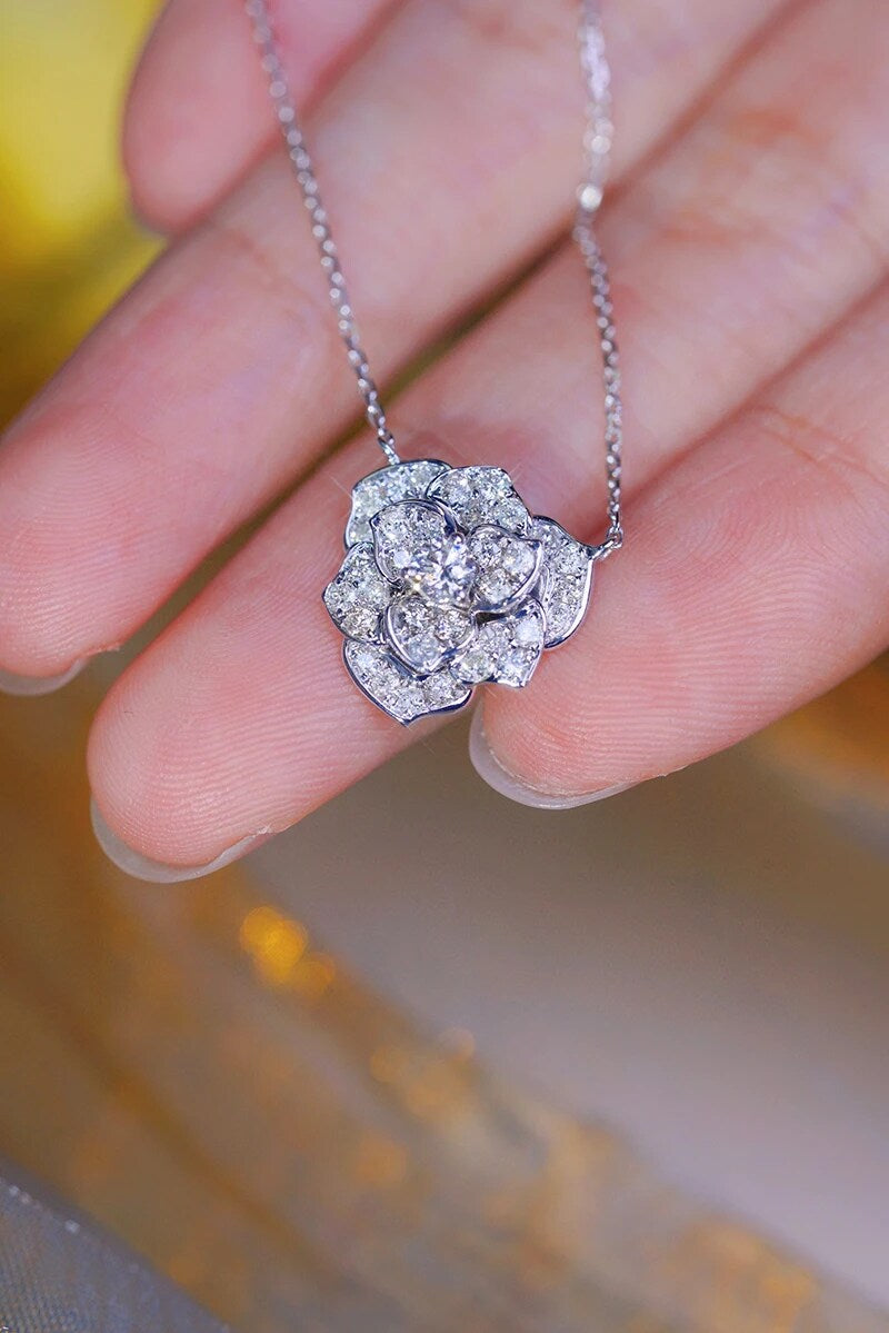 18K White Gold Real Natural Diamond Pendant Necklace for Women