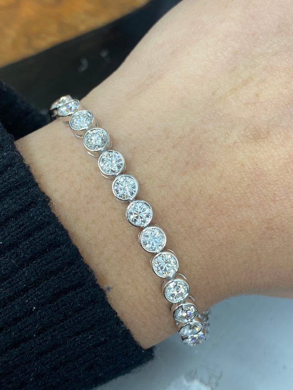 6.91 CT 7 inches White Gold Tennis Bracelet Bezel