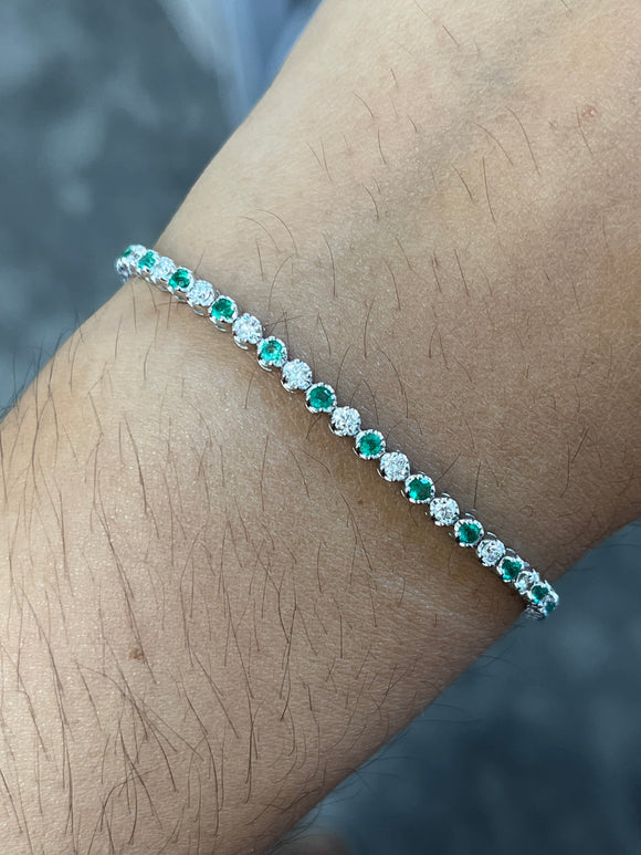 14k 1 ctw Diamonds and 0.85 ctw Emerald 7 Inches Tennis Bracelet