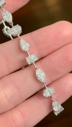 11.76 ct White gold mixed shape bracelet