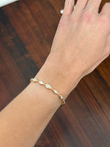 Yellow gold bezel set 4.52ct marquise natural diamond bracelet