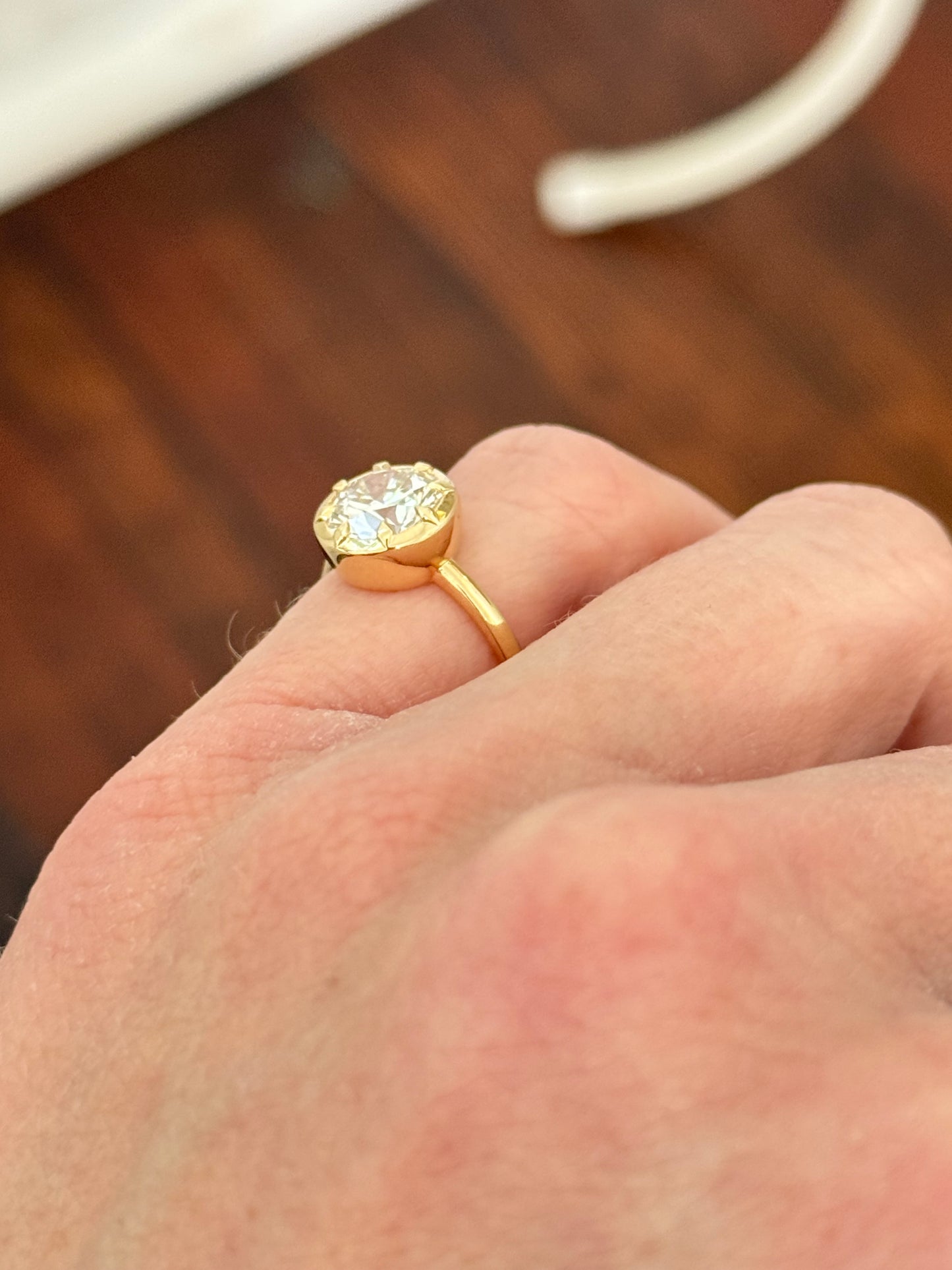 Yellow gold IGI certified 2ct round lab diamond ring